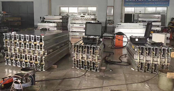 硫化機