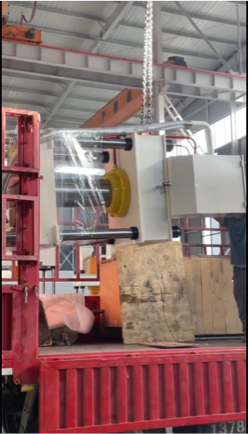 山東濱州液壓機發貨