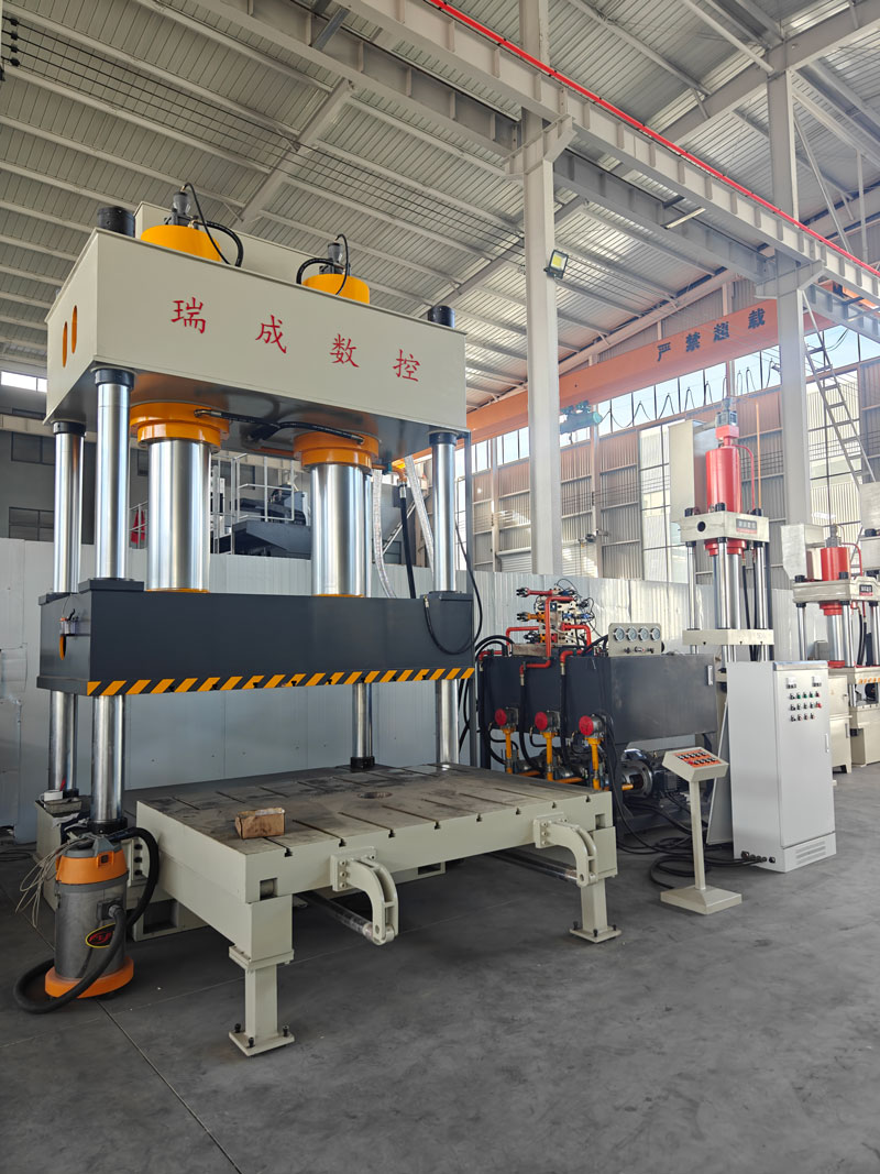 液壓機有危害嗎？液壓機應該注意哪些安全問題