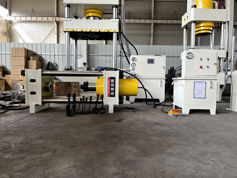 一文讀懂液壓機，工業生產的得力助手  